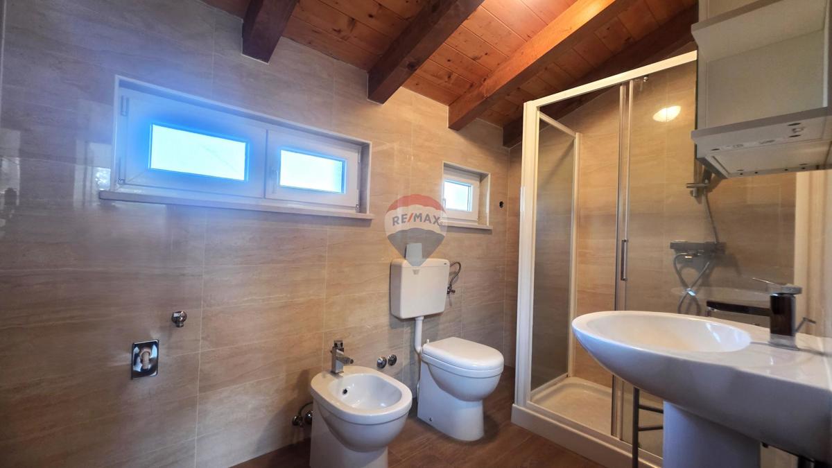 Hiša Kaštel, Buje, 155m2