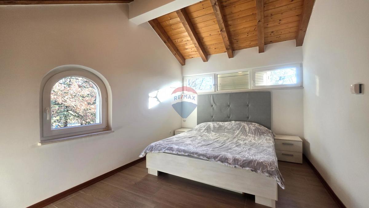 Hiša Kaštel, Buje, 155m2