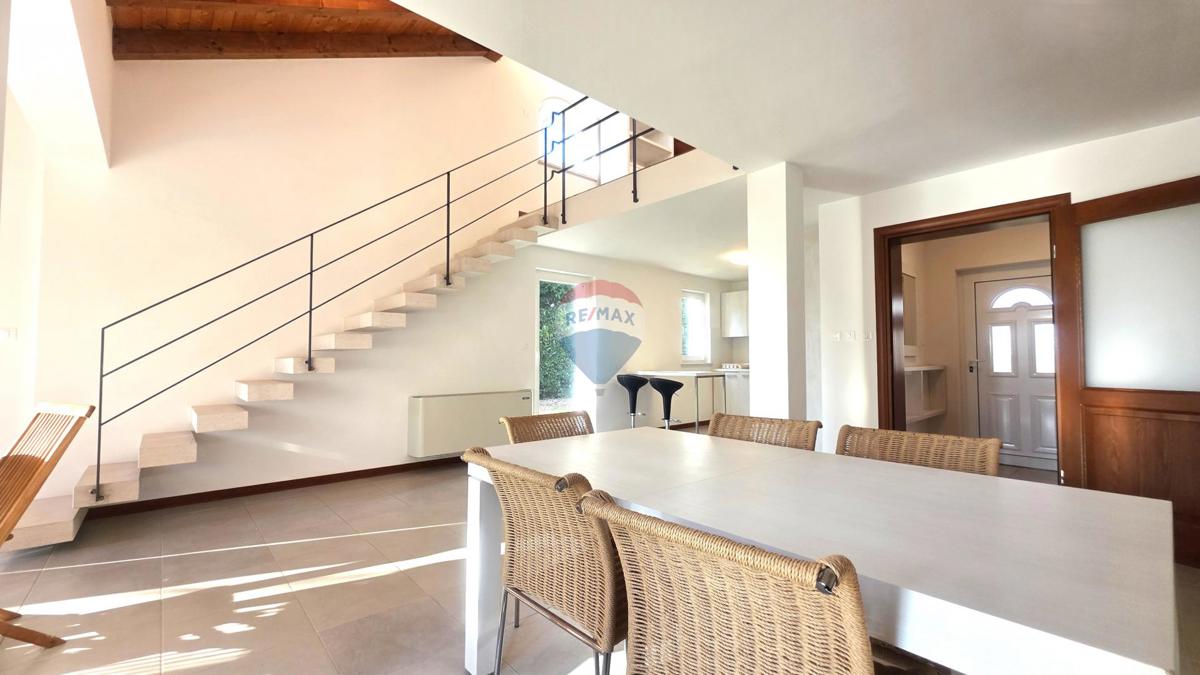 Hiša Kaštel, Buje, 155m2