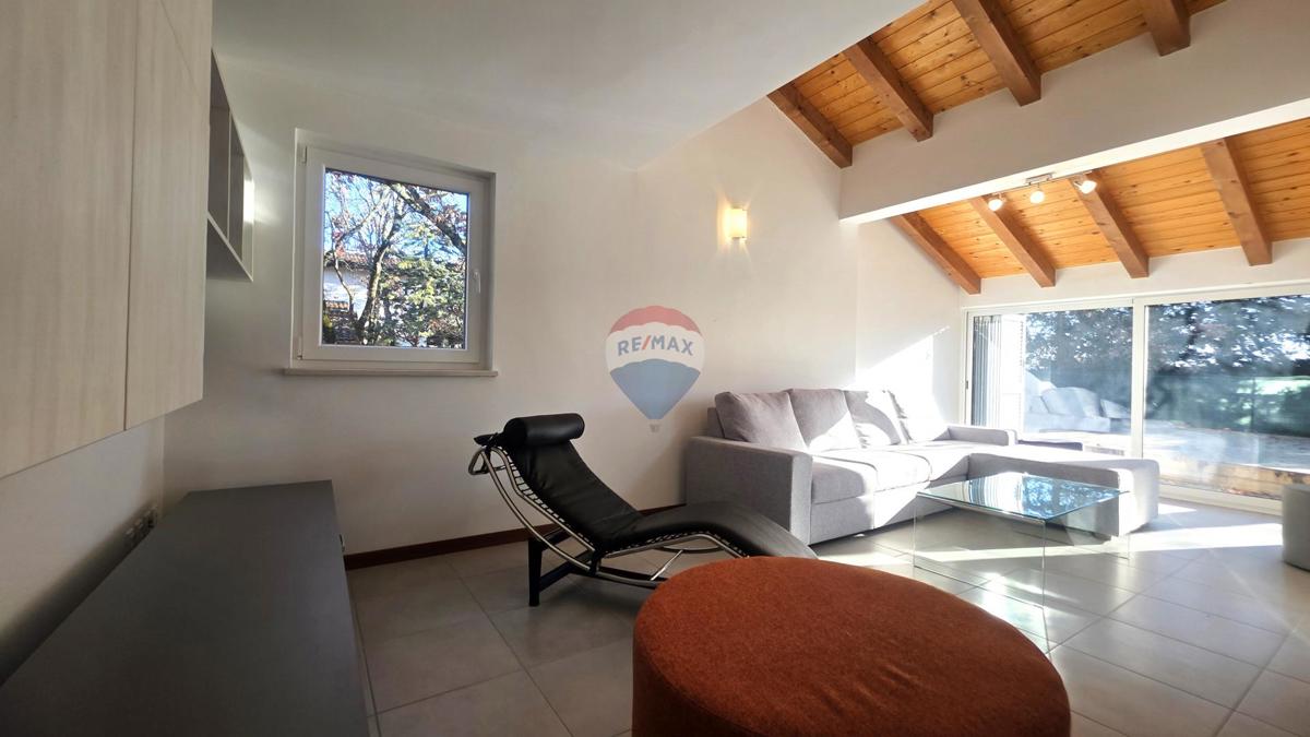 Hiša Kaštel, Buje, 155m2