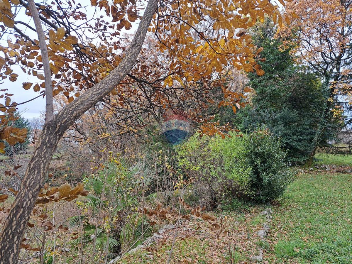 Stavbno zemljišče Matulji, 7.138m2