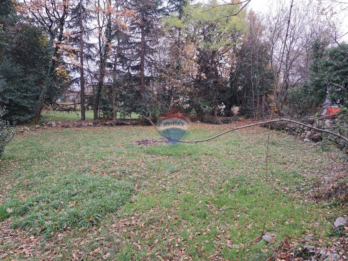 Stavbno zemljišče Matulji, 7.138m2