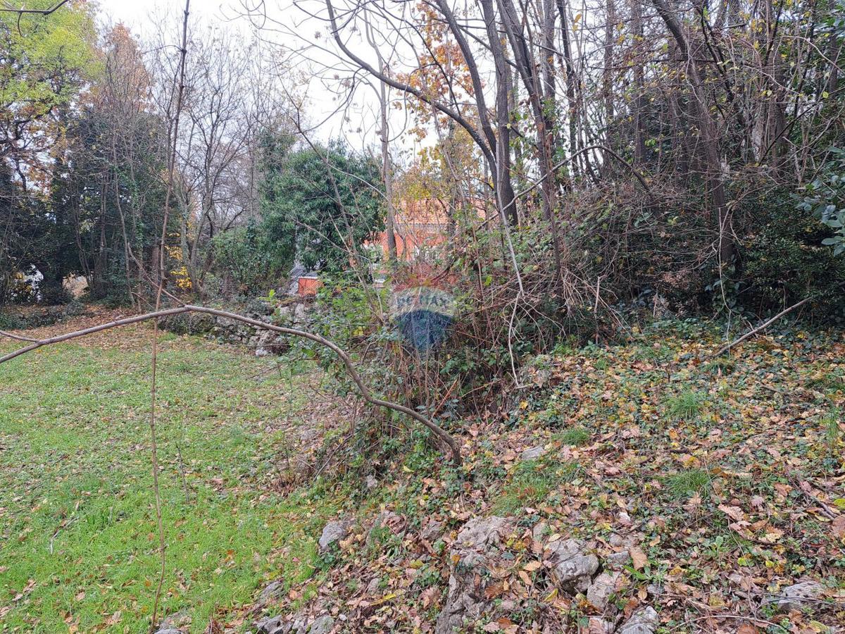 Stavbno zemljišče Matulji, 7.138m2