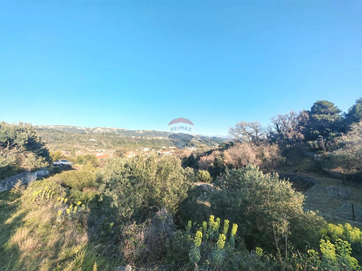 Stavbno zemljišče Palit, Rab, 1.815m2