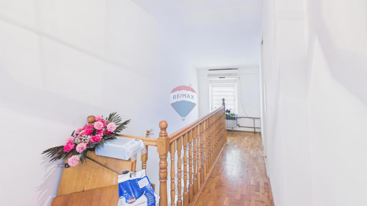 Hiša Rudeš, Trešnjevka - Sjever, 235m2