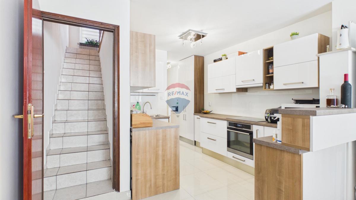 Hiša Rudeš, Trešnjevka - Sjever, 235m2