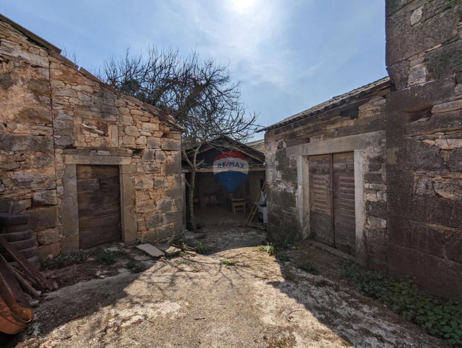 Hiša Škropeti, Karojba, 147m2