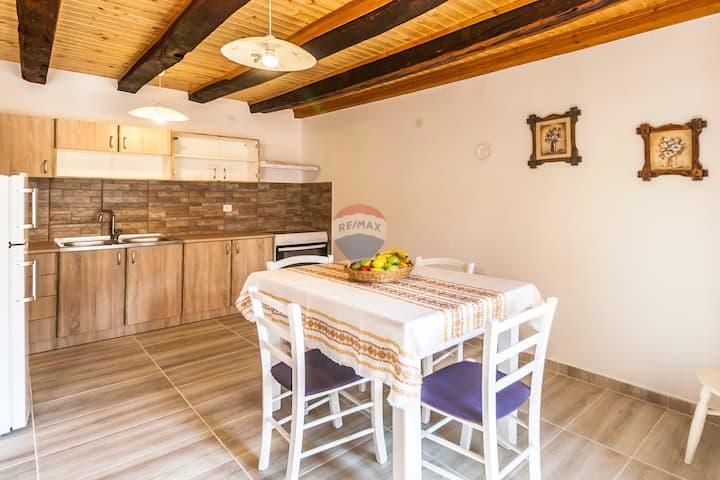 Hiša Marčana, 122m2