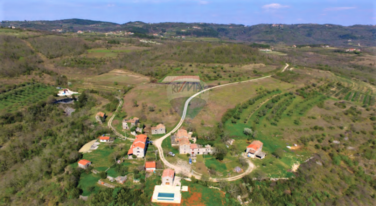 Grožnjan, 114.440m2