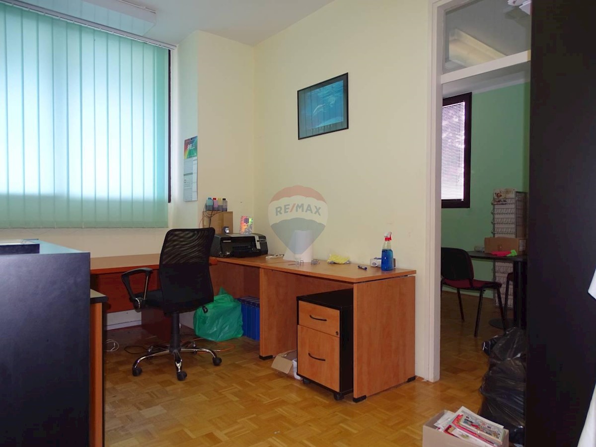 Poslovni prostori Podmurvice, Rijeka, 342m2