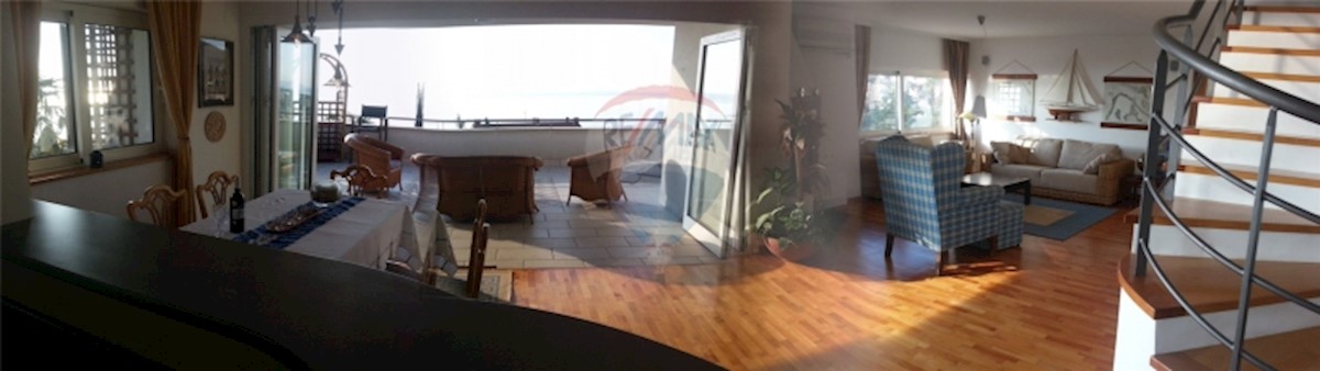 Stanovanje/Apartma Opatija - Centar, Opatija, 218m2