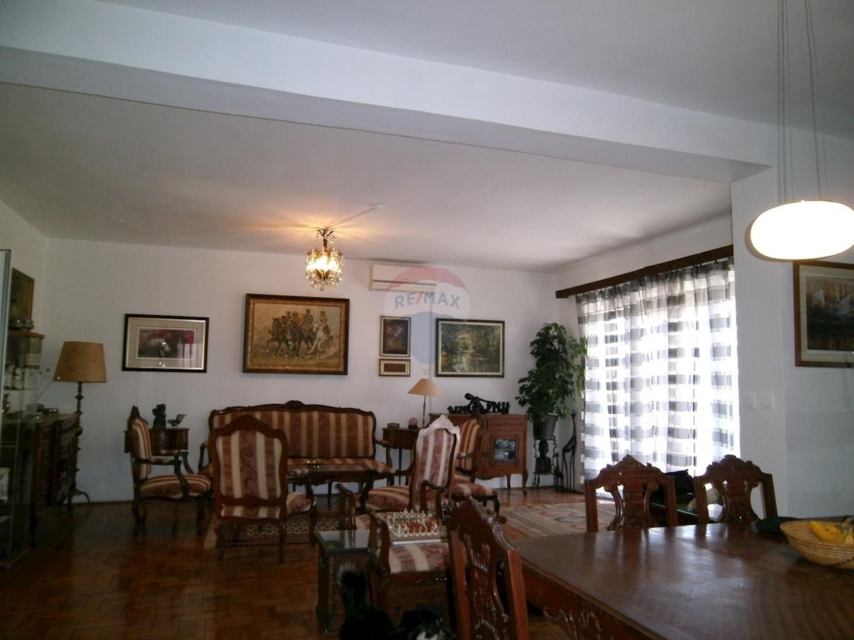 Barbariga, Vodnjan, 300m2