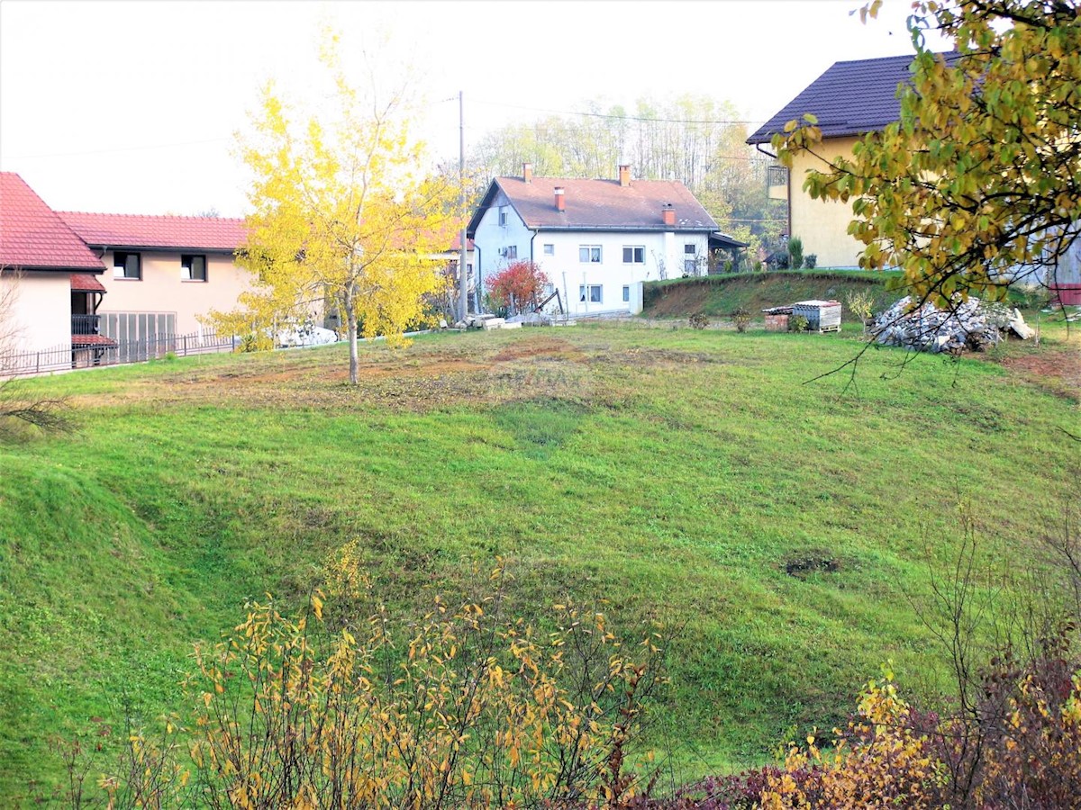 Duga Resa, 1.545m2