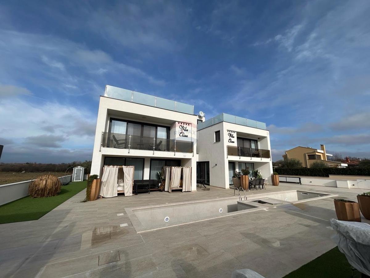Hiša Vrvari, Poreč, 400m2