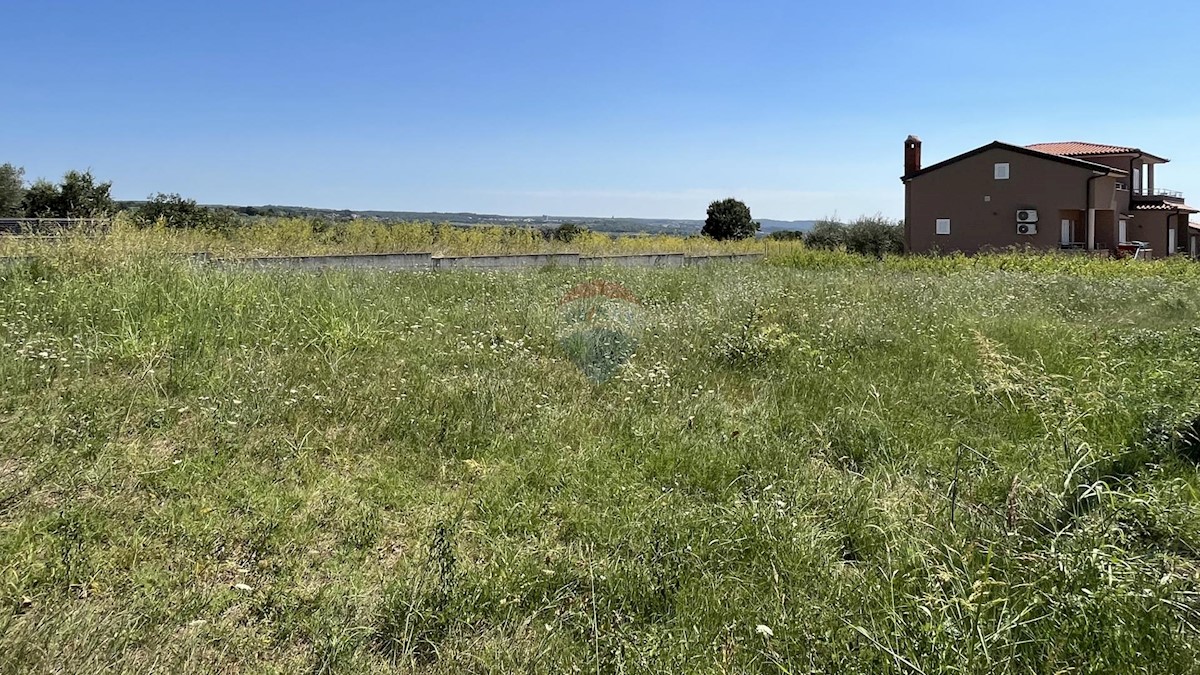 Stavbno zemljišče Kaštelir, Kaštelir-Labinci, 800m2