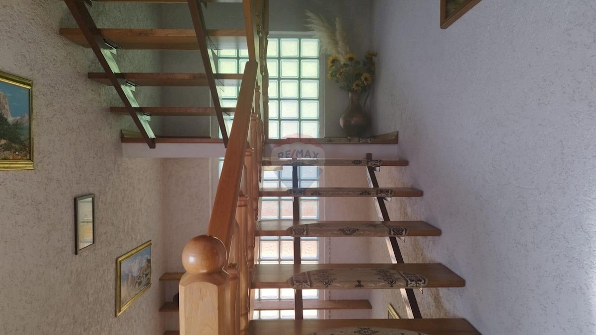 Hiša Brod na Kupi, Delnice, 160m2