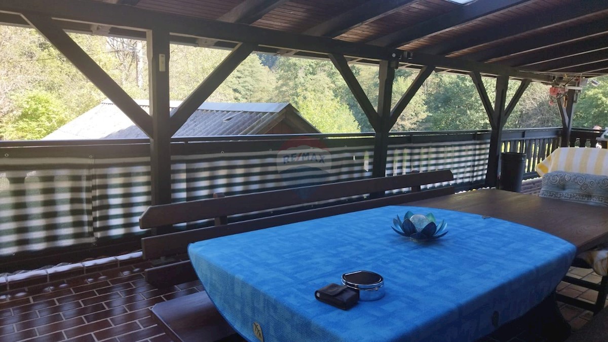 Hiša Brod na Kupi, Delnice, 160m2