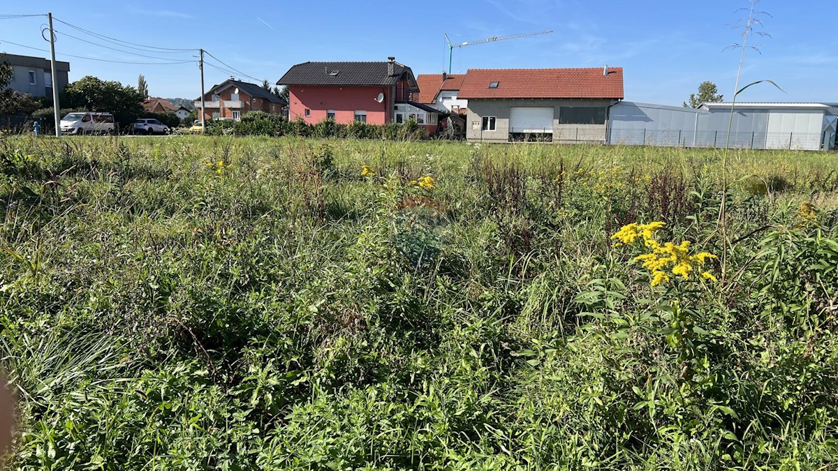 Stavbno zemljišče Kerestinec, Sveta Nedelja, 2.039m2