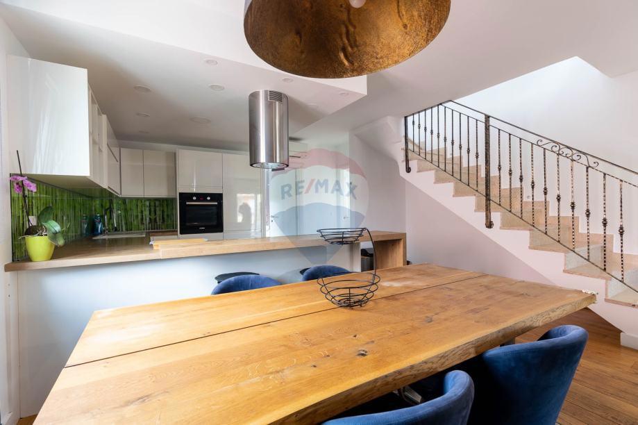 Stanovanje/Apartma Šijana, Pula, 119m2