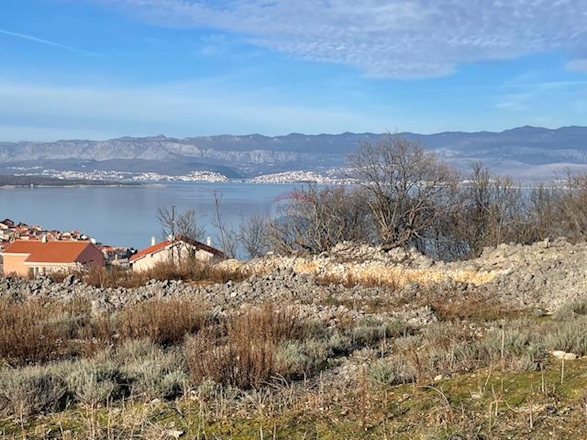 Otok Krk, Vrbnik, gradbeno zemljišče 1231 m2, pogled na morje