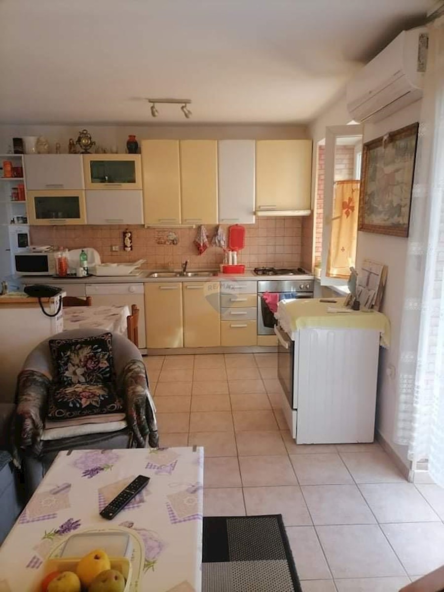 Stanovanje/Apartma Dekovići, Poreč, 67,99m2