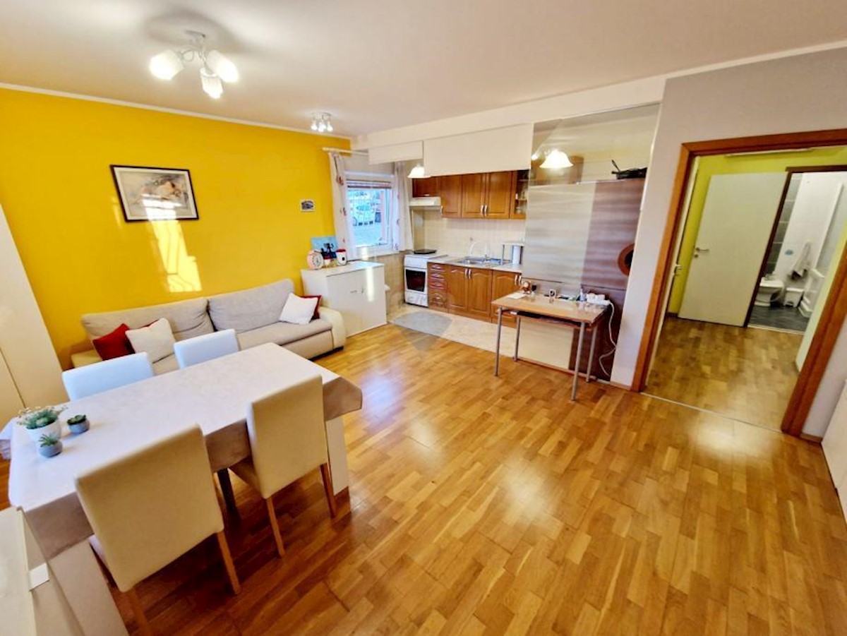 Stanovanje/Apartma Valdebek, Pula, 69m2