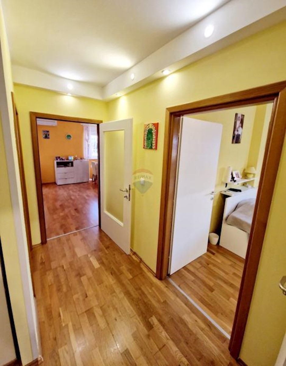 Stanovanje/Apartma Valdebek, Pula, 69m2