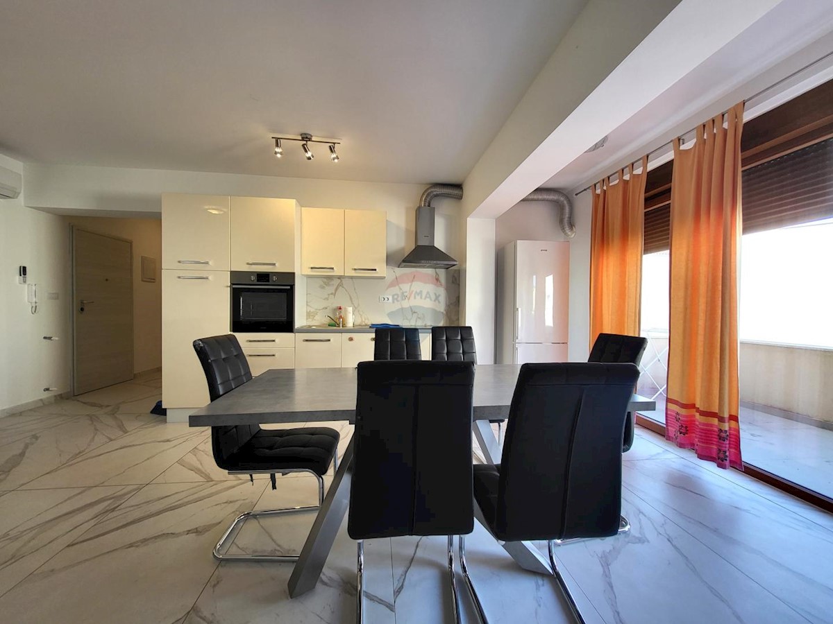 Stanovanje/Apartma Fažana, 135,41m2