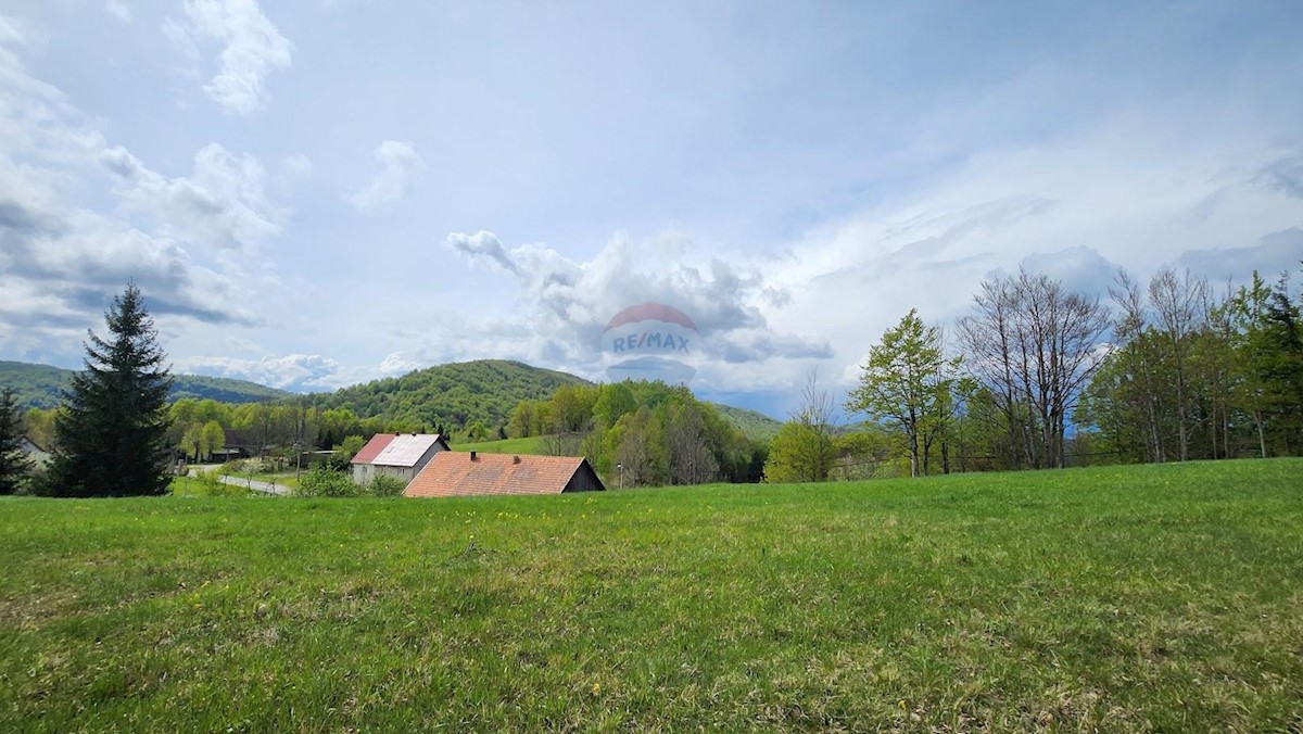 Stavbno zemljišče Stari Laz, Ravna Gora, 2.825m2