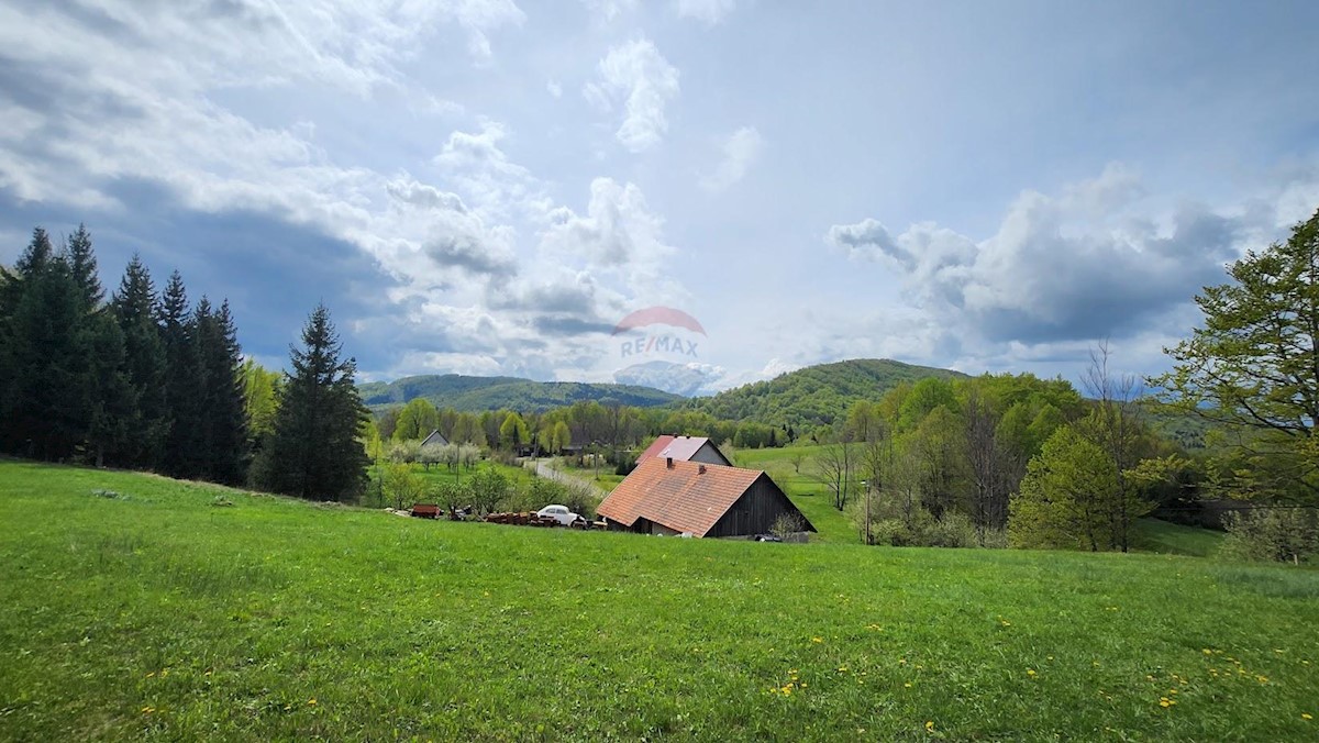 Stavbno zemljišče Stari Laz, Ravna Gora, 2.825m2