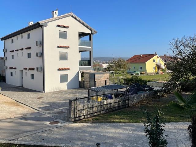 Otok Krk, Porat, 2s, 82 m2