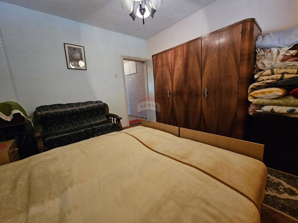 Hiša Vrbovsko, 360m2