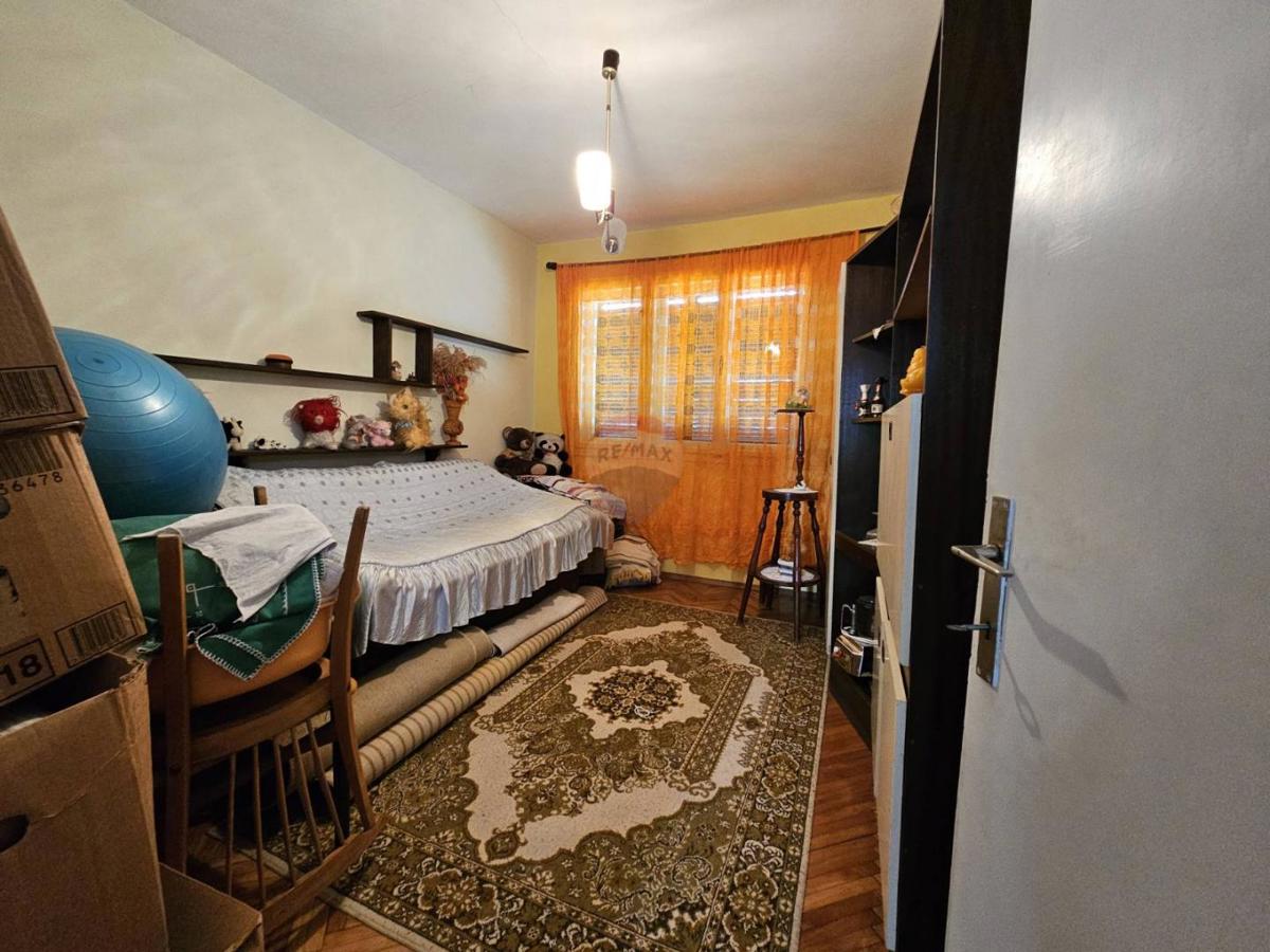 Hiša Vrbovsko, 360m2