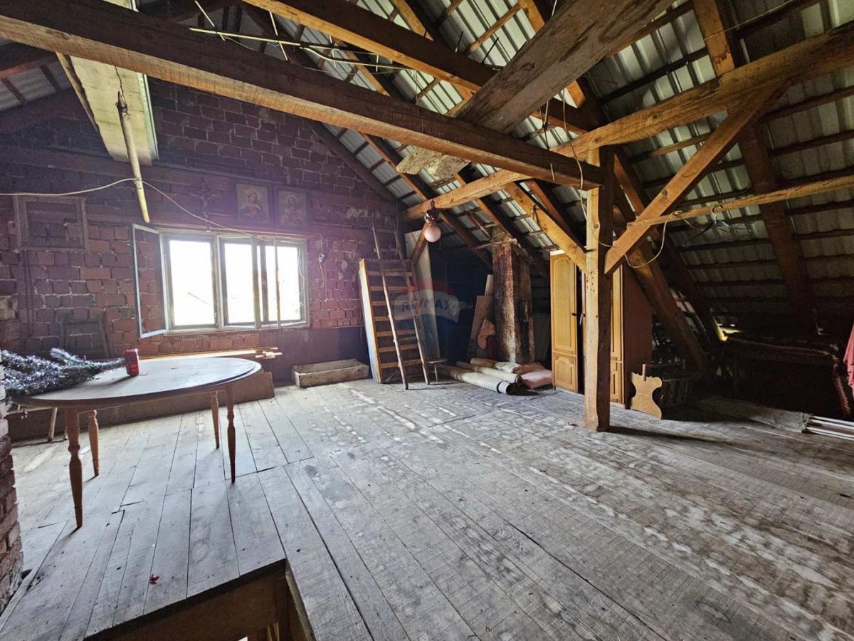 Hiša Vrbovsko, 360m2