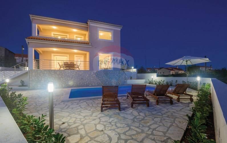 Hiša Linardići, Krk, 140m2