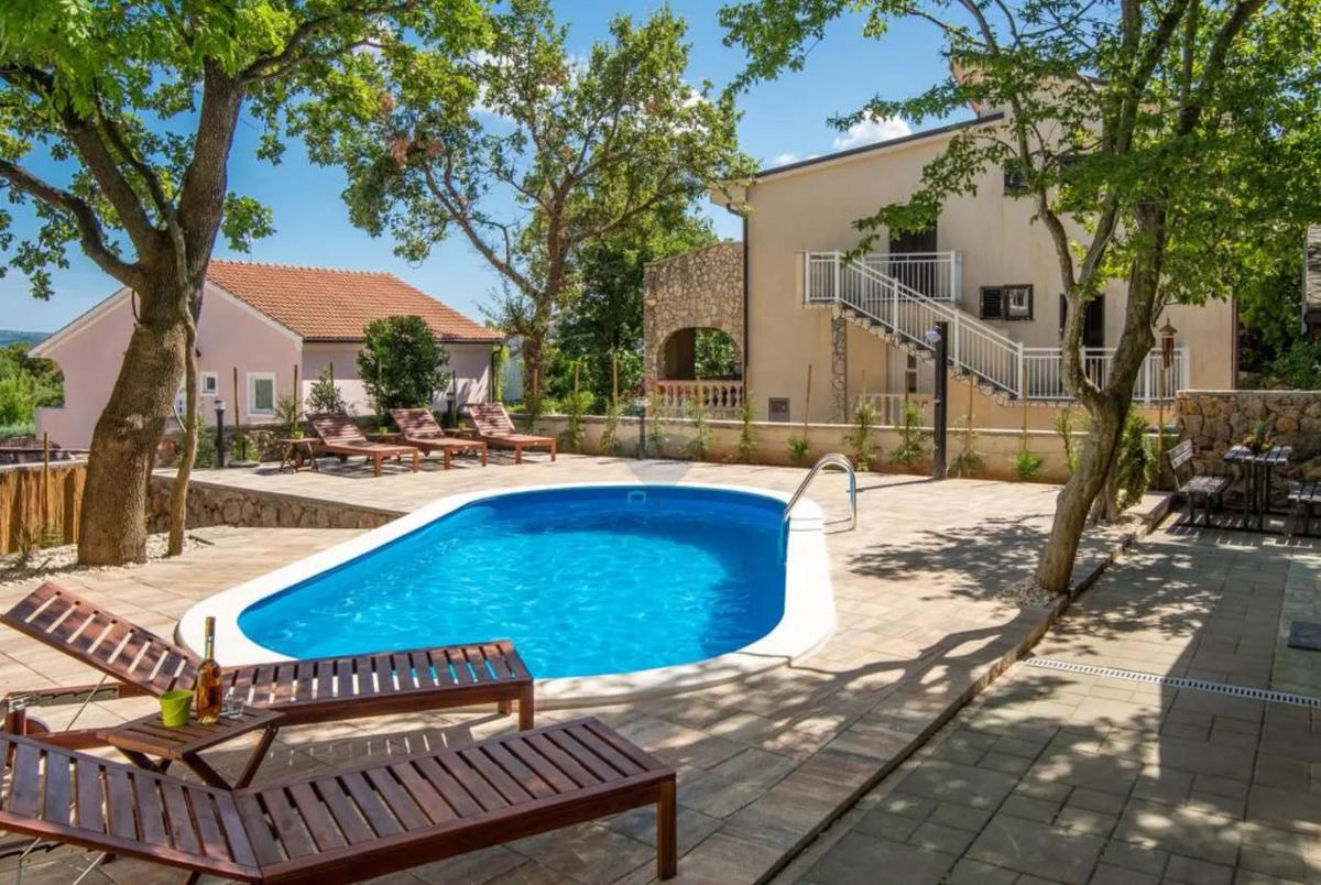 Hiša Krk, 250m2