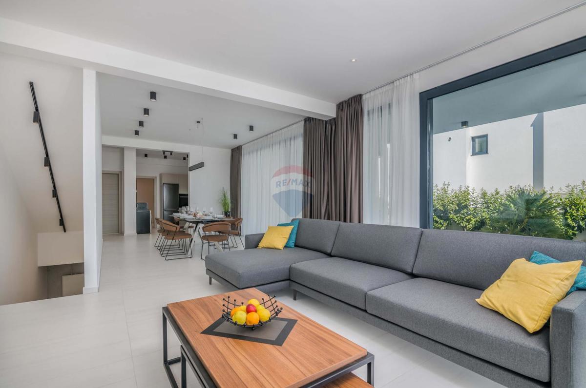 Hiša Veprinac, Opatija - Okolica, 295,72m2