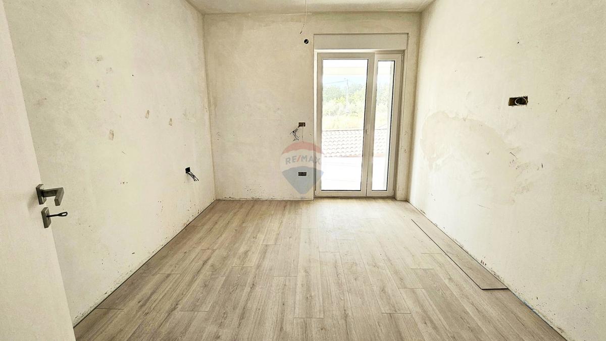 Hiša Momjan, Buje, 173m2