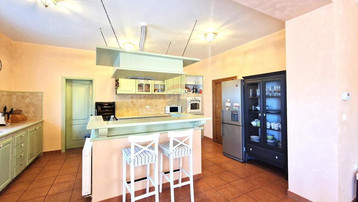 Hiša Sveta Marija na Krasu-dio, Umag, 280m2