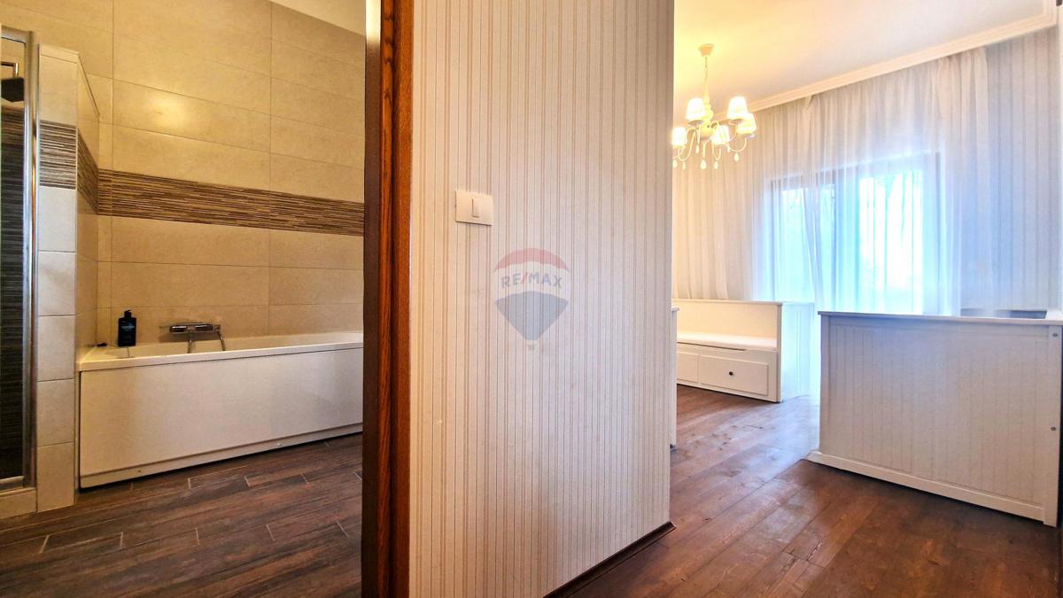 Hiša Sveta Marija na Krasu-dio, Umag, 280m2