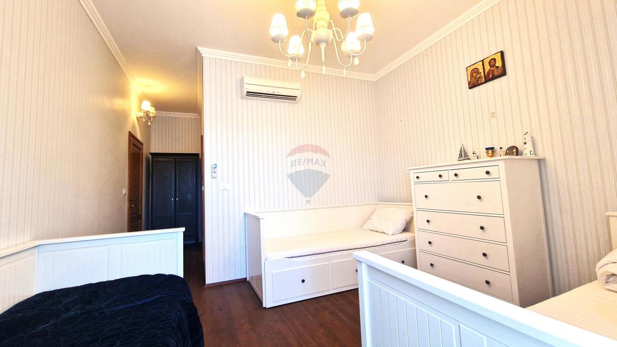 Hiša Sveta Marija na Krasu-dio, Umag, 280m2
