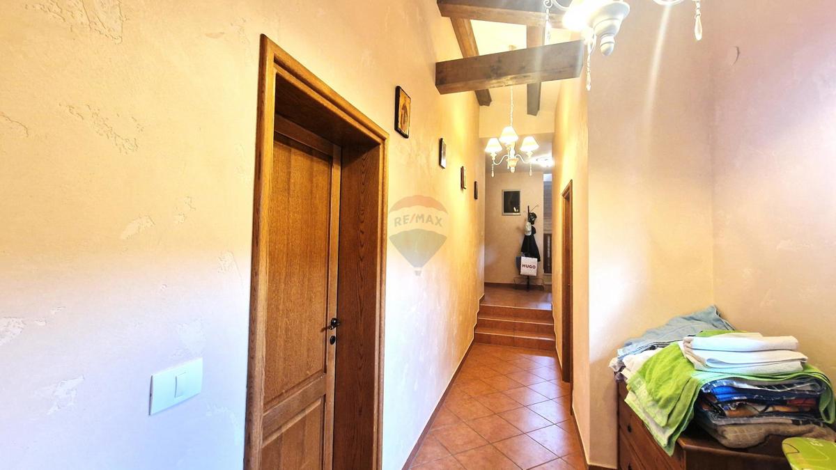 Hiša Sveta Marija na Krasu-dio, Umag, 280m2