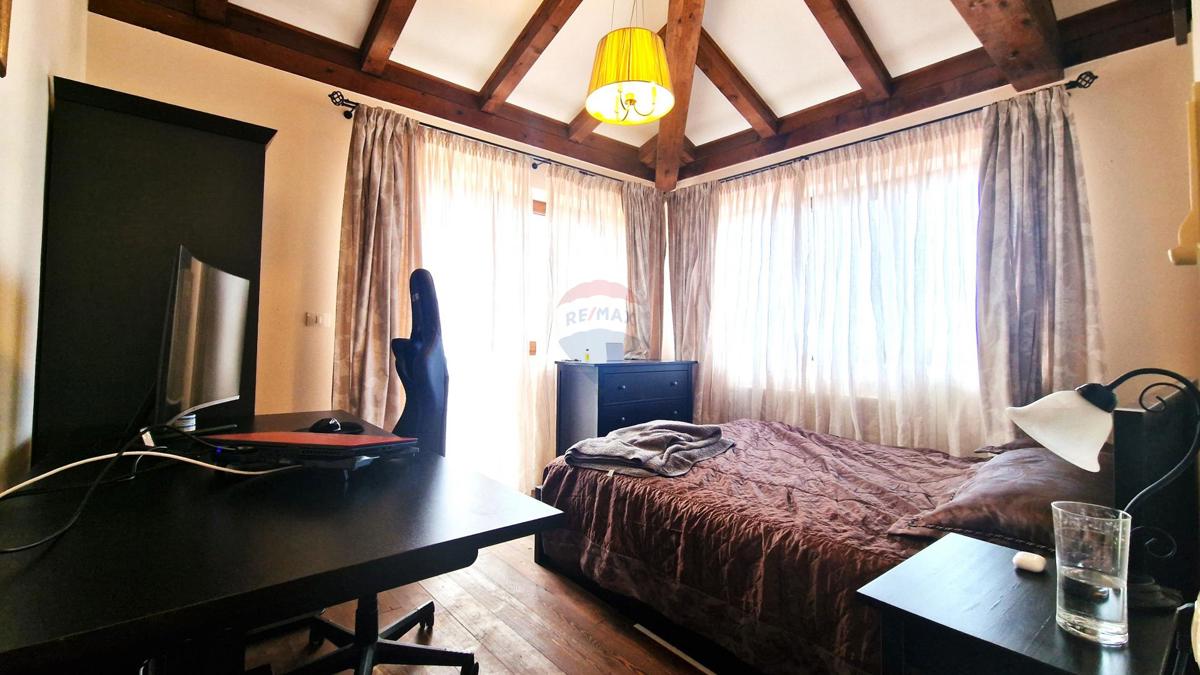 Hiša Sveta Marija na Krasu-dio, Umag, 280m2