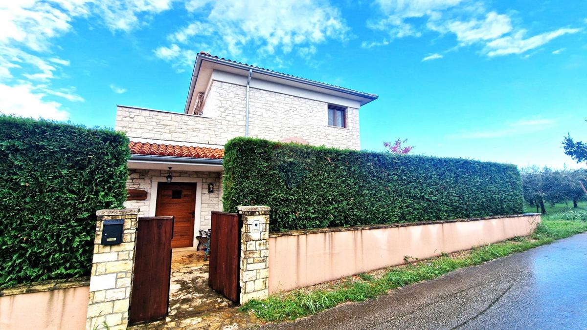 Hiša Sveta Marija na Krasu-dio, Umag, 280m2