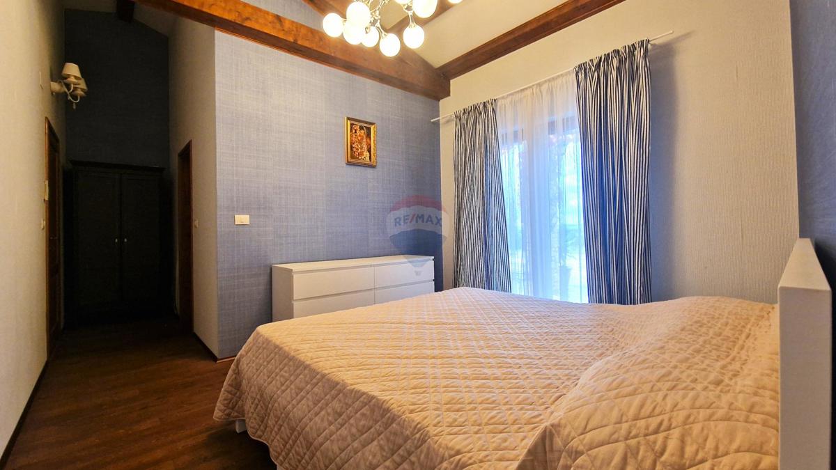 Hiša Sveta Marija na Krasu-dio, Umag, 280m2