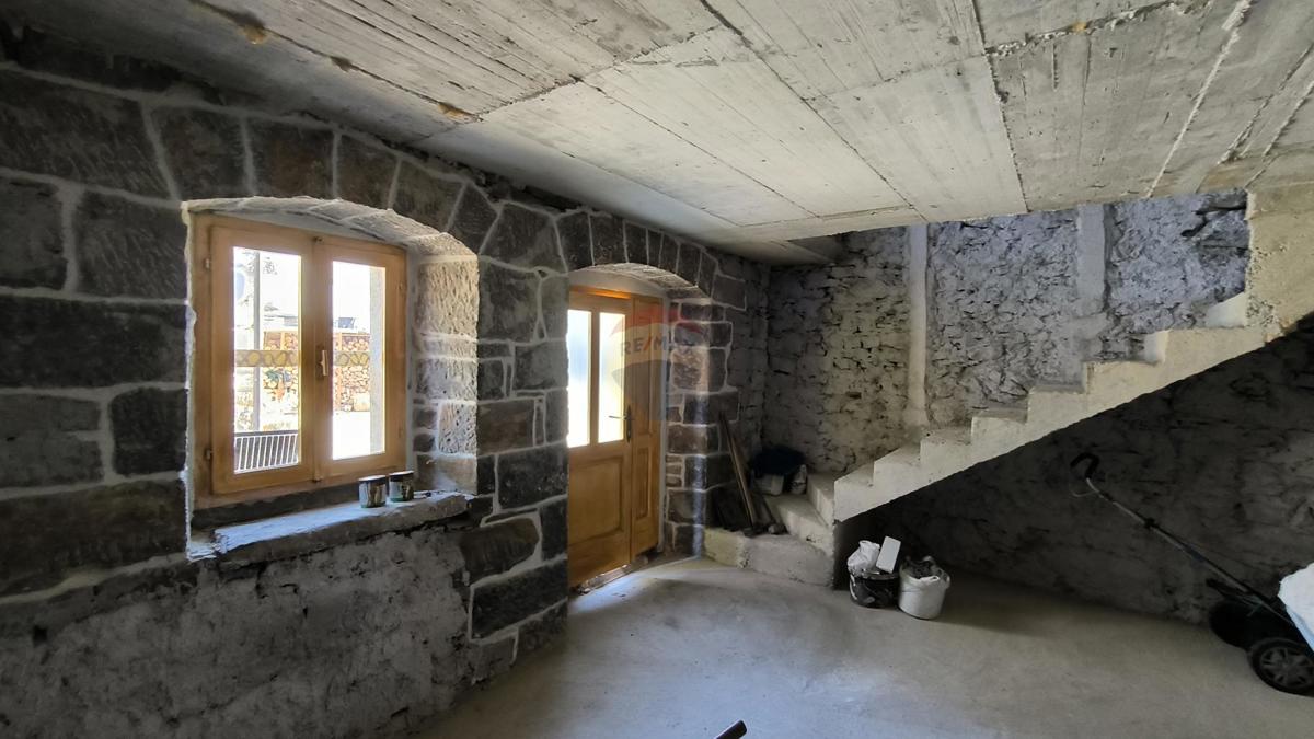 Hiša Buzet, 40m2