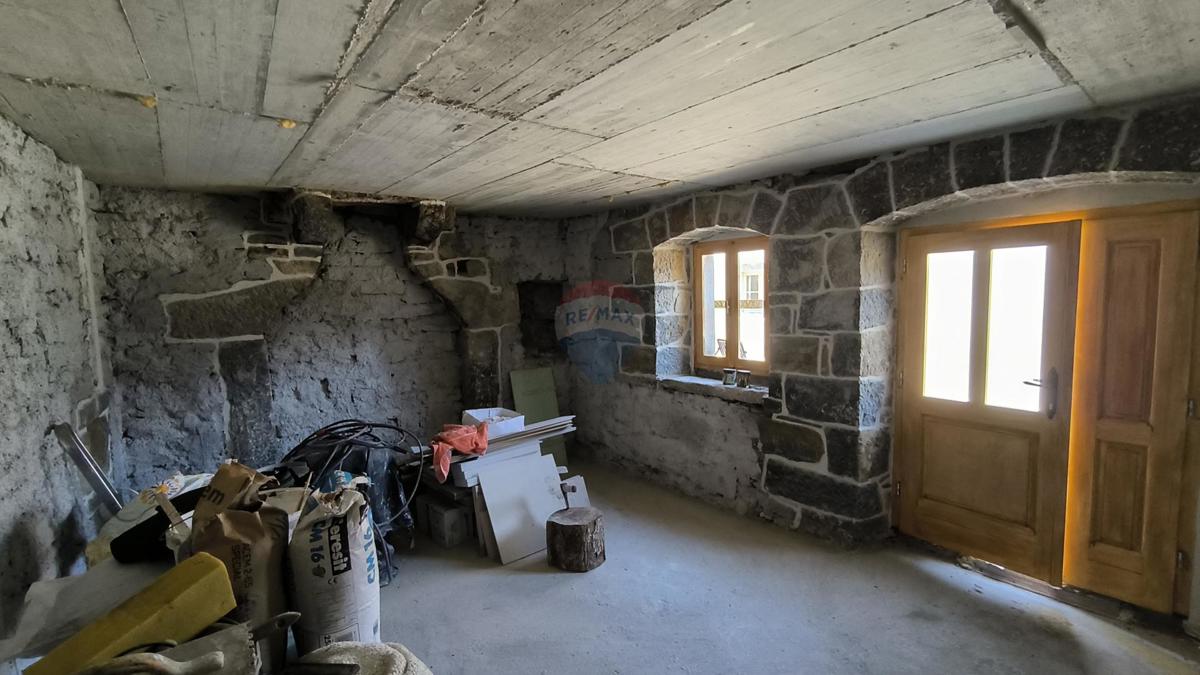 Hiša Buzet, 40m2