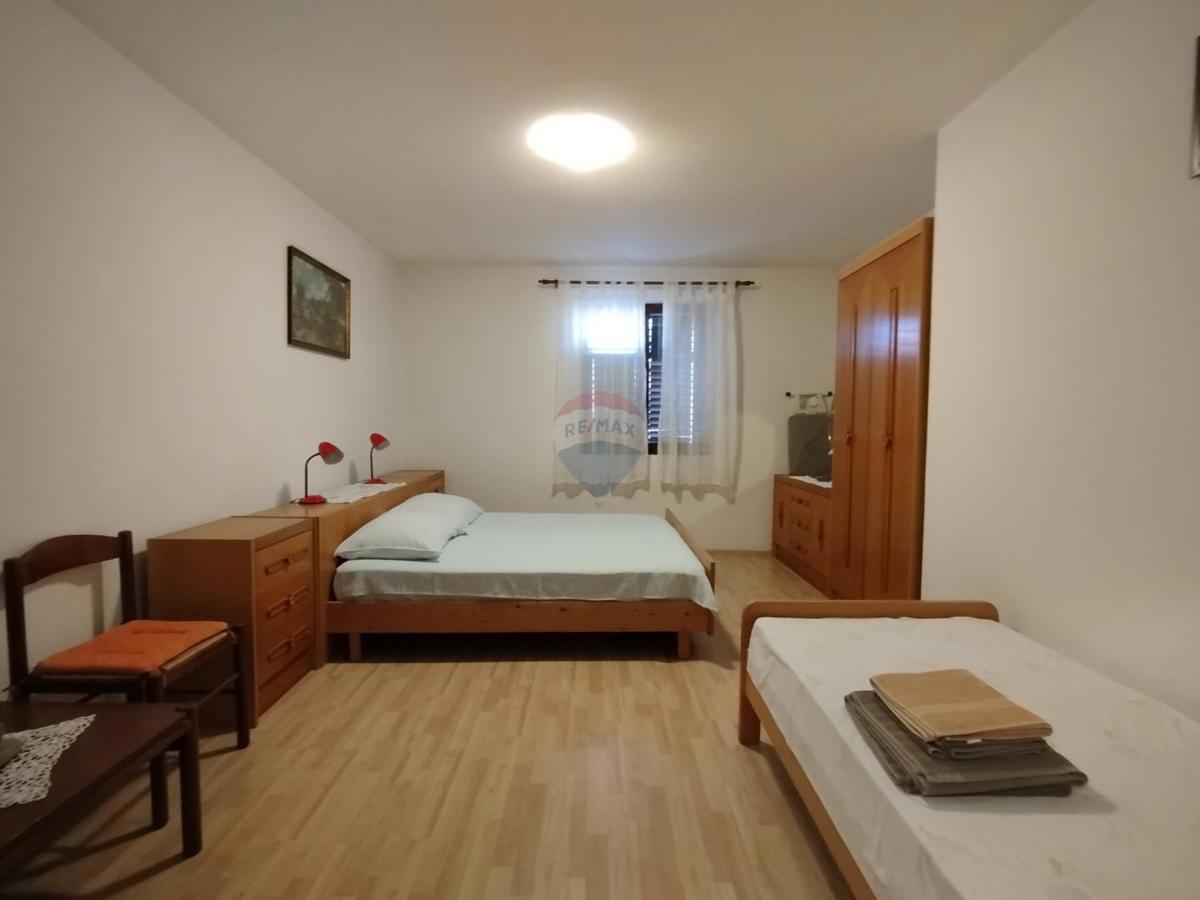 Hiša Rovinj, 268m2