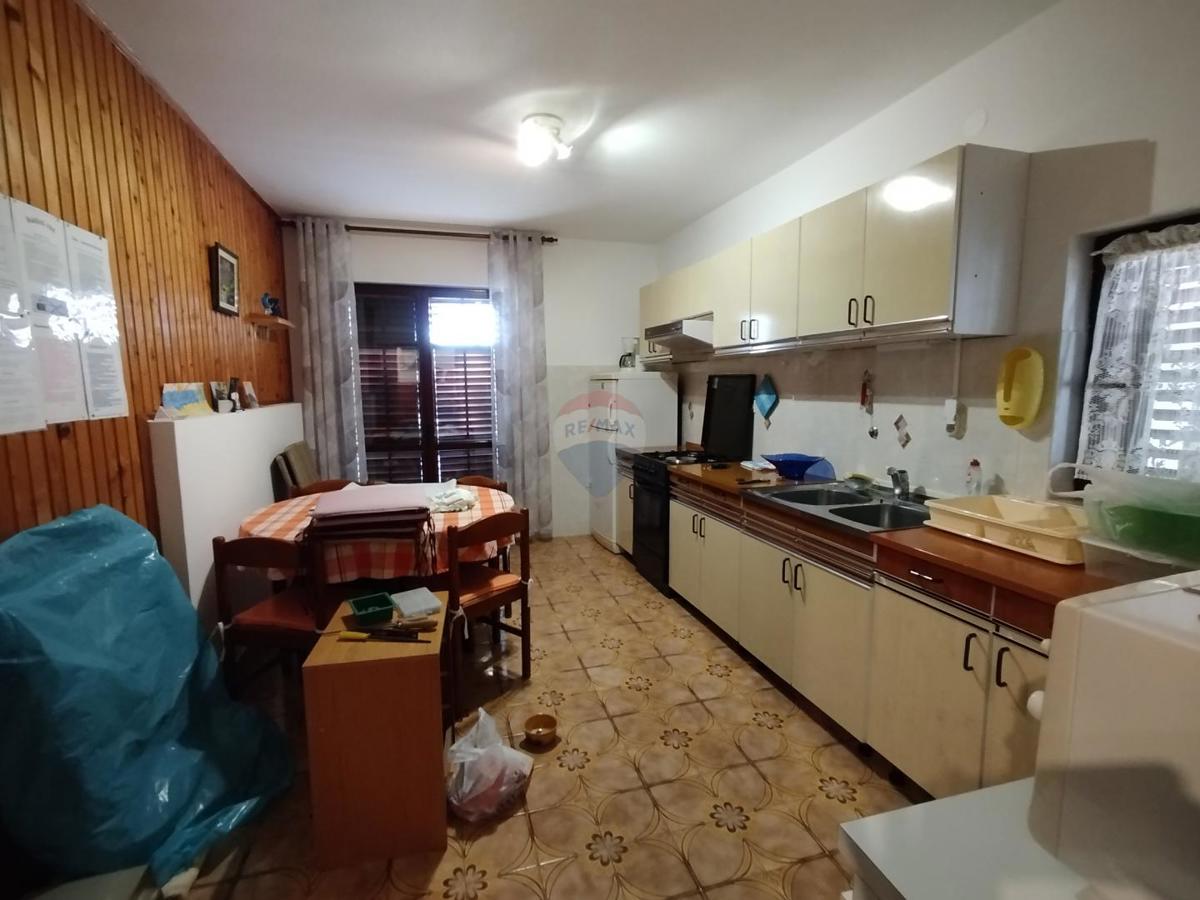 Hiša Rovinj, 268m2