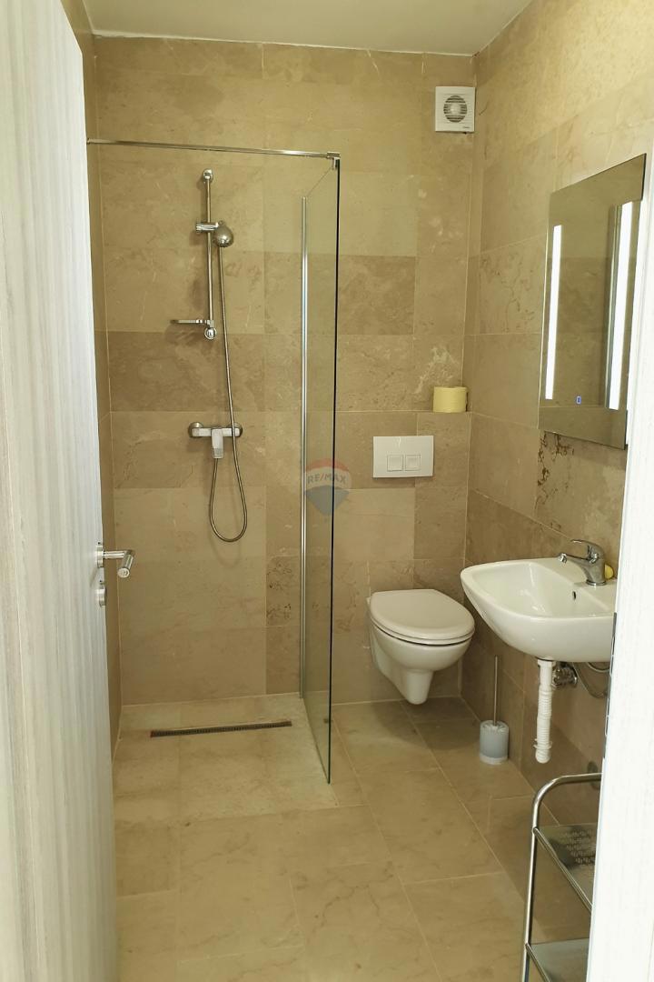 Hiša Drenje, Raša, 400m2